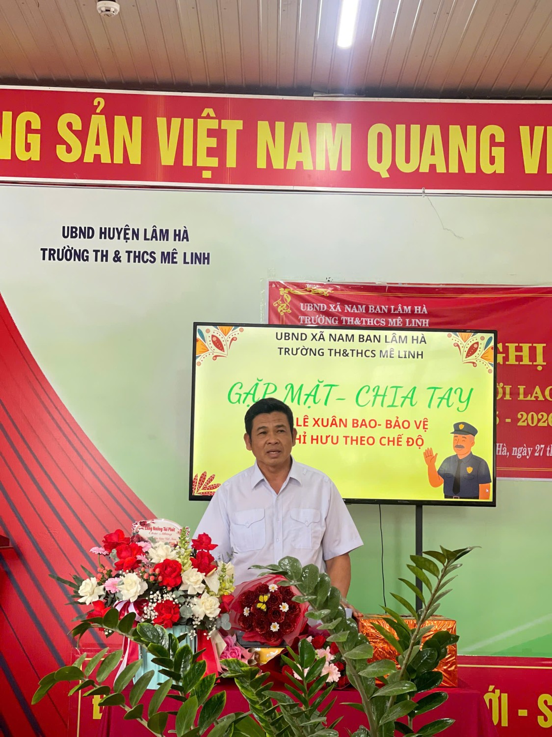 TRƯỜNG TH&THCS MÊ LINH TỔ CHỨC GẶP MẶT CHIA TAY ĐỒNG CHÍ LÊ XUÂN BAO – BẢO VỆ NHÀ TRƯỜNG NGHỈ HƯU